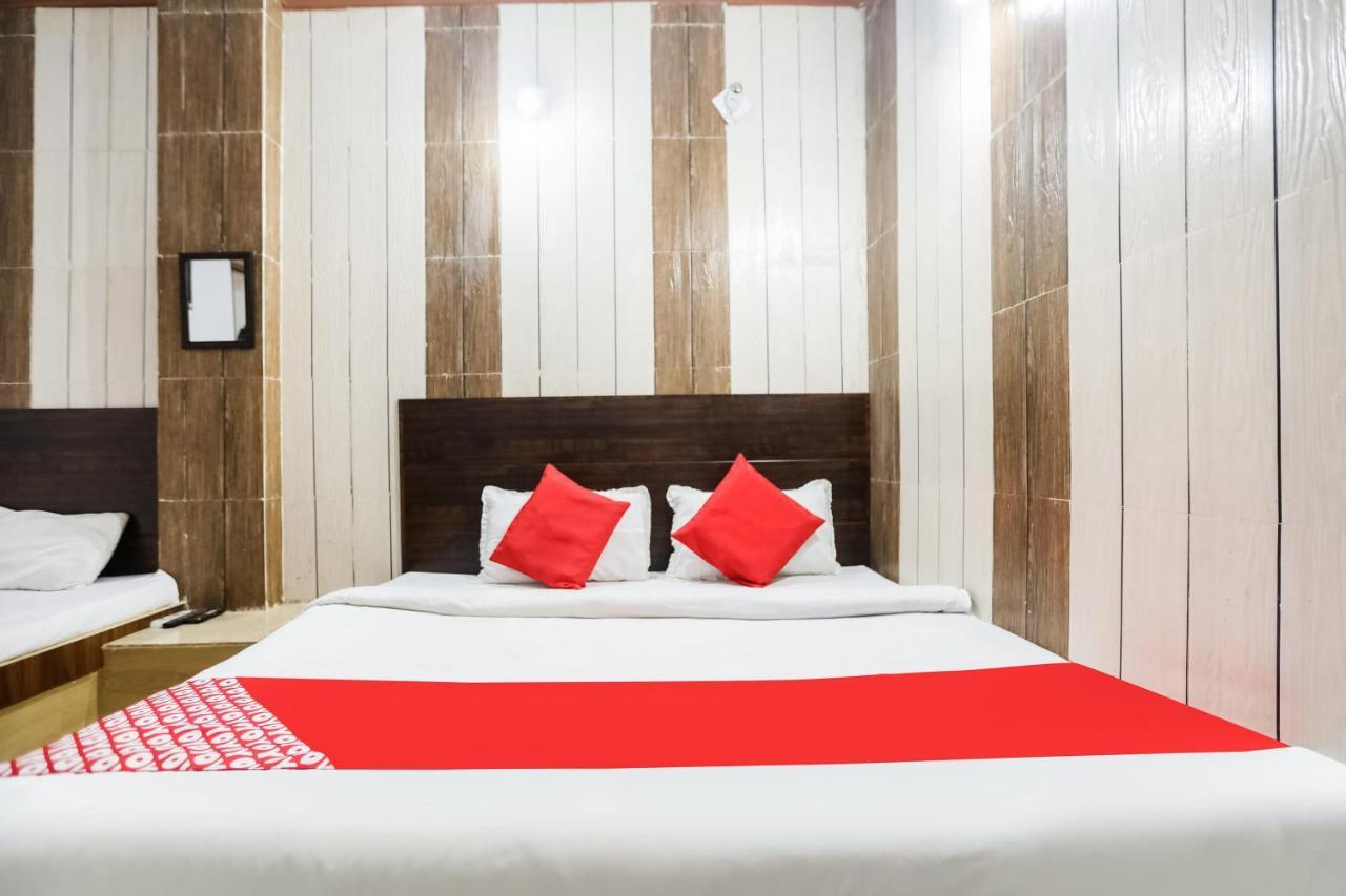 Oyo 69534 Hotel Nanda Tower Hanumangarh Bagian luar foto