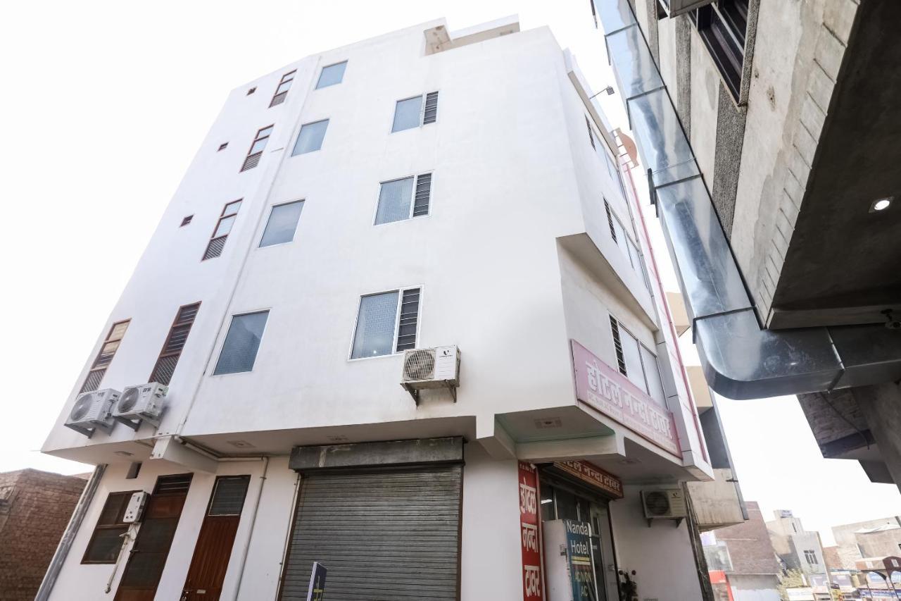 Oyo 69534 Hotel Nanda Tower Hanumangarh Bagian luar foto
